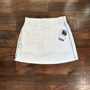 Pebble Beach Dry-Luxe Skort with Colorful Trim